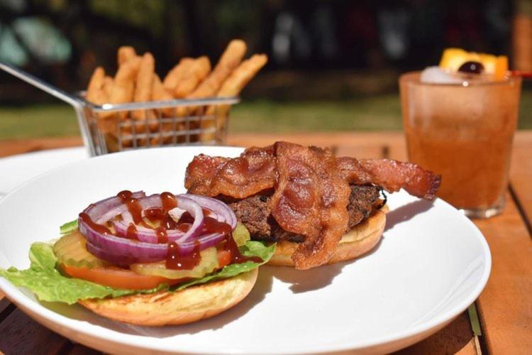Maven's Inn&Grill Canyon Lake Buitenkant foto